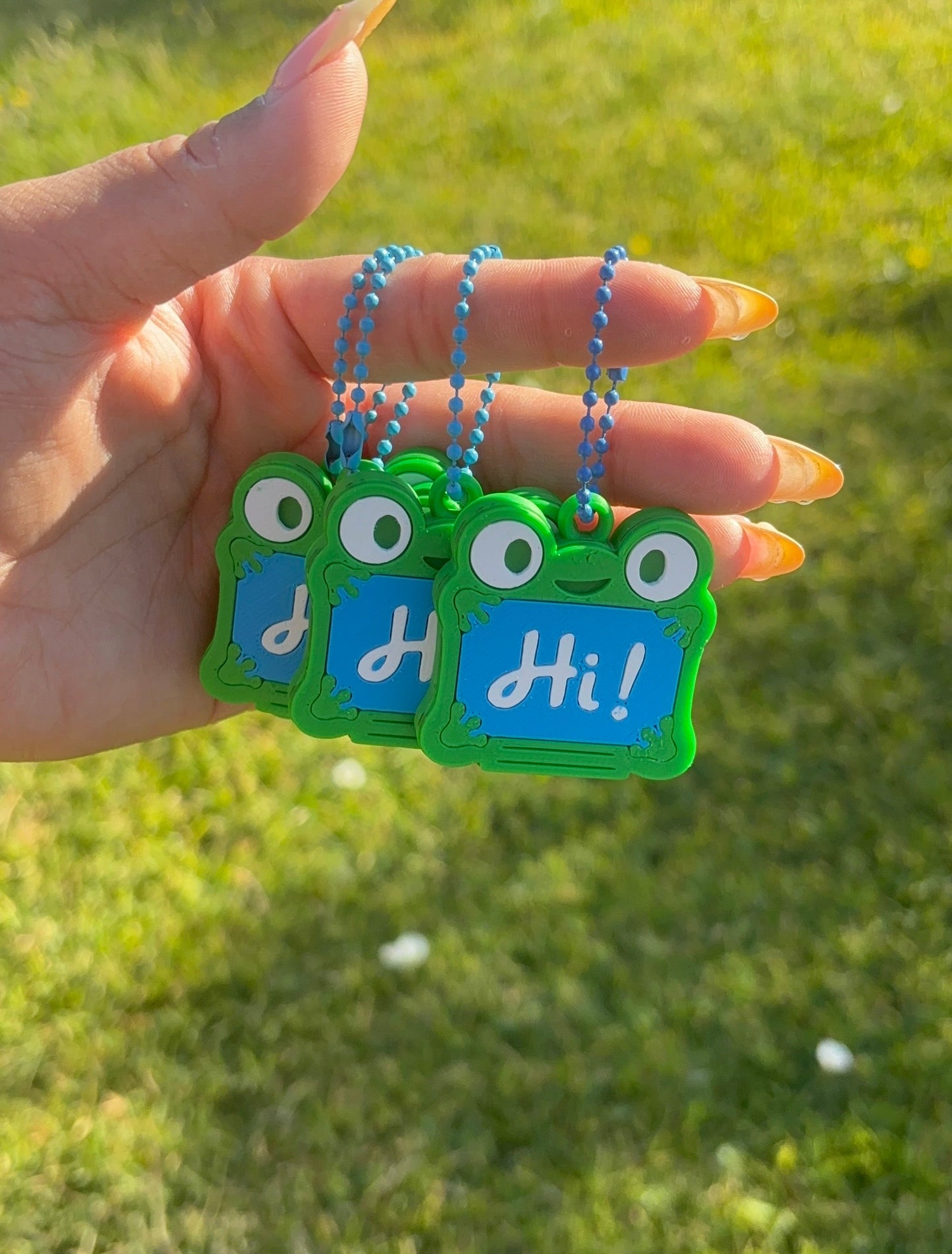 Lily frog tablet soda can opener keychain