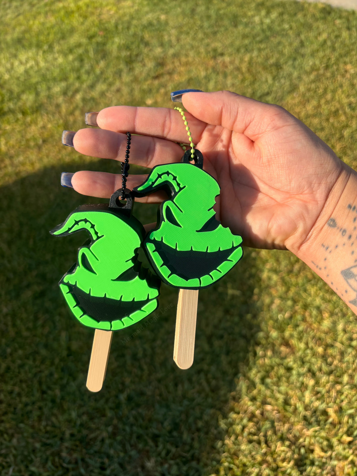Oogie can opener keychain (preorder)