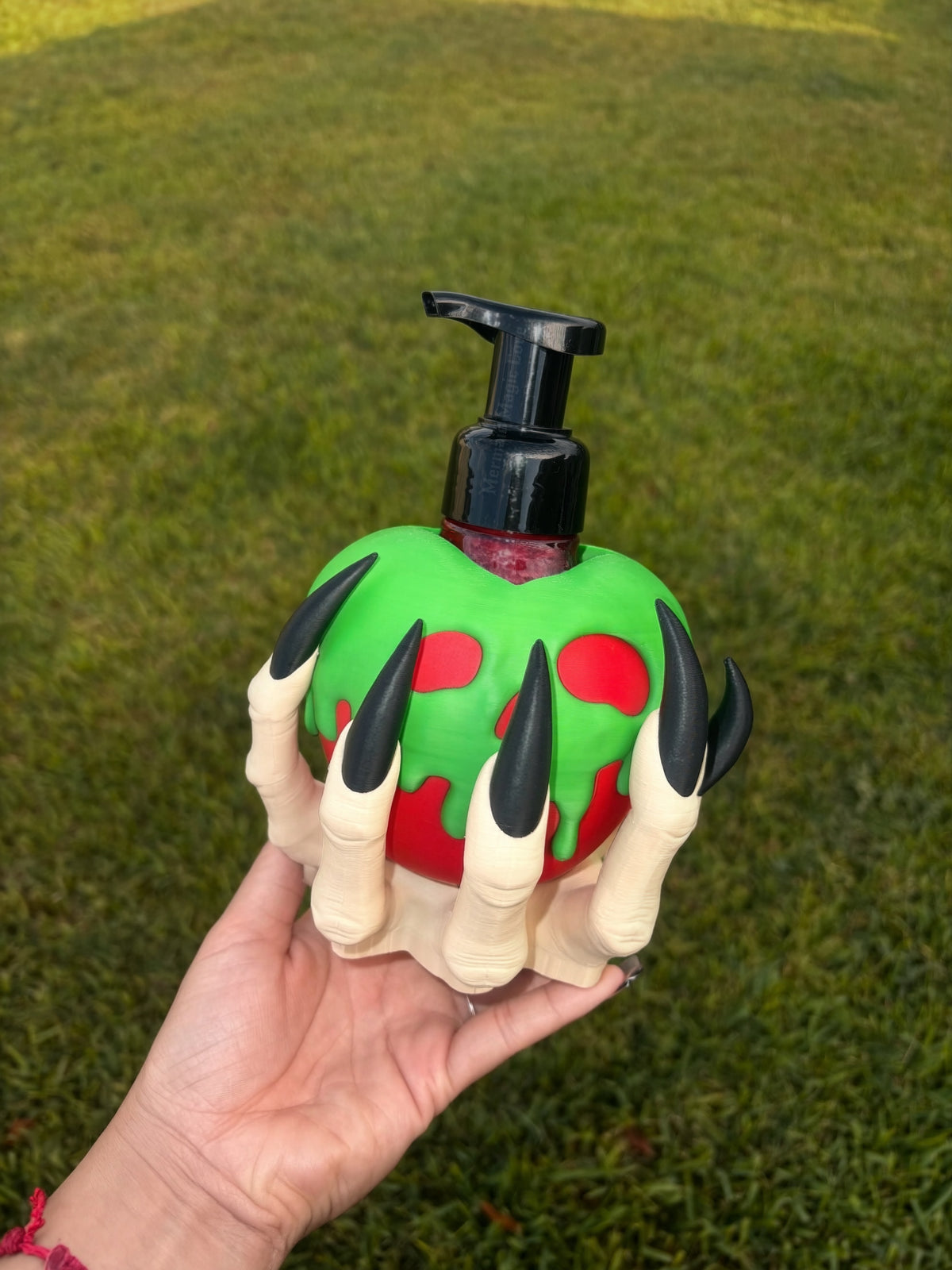 Poison apple witch soap holder