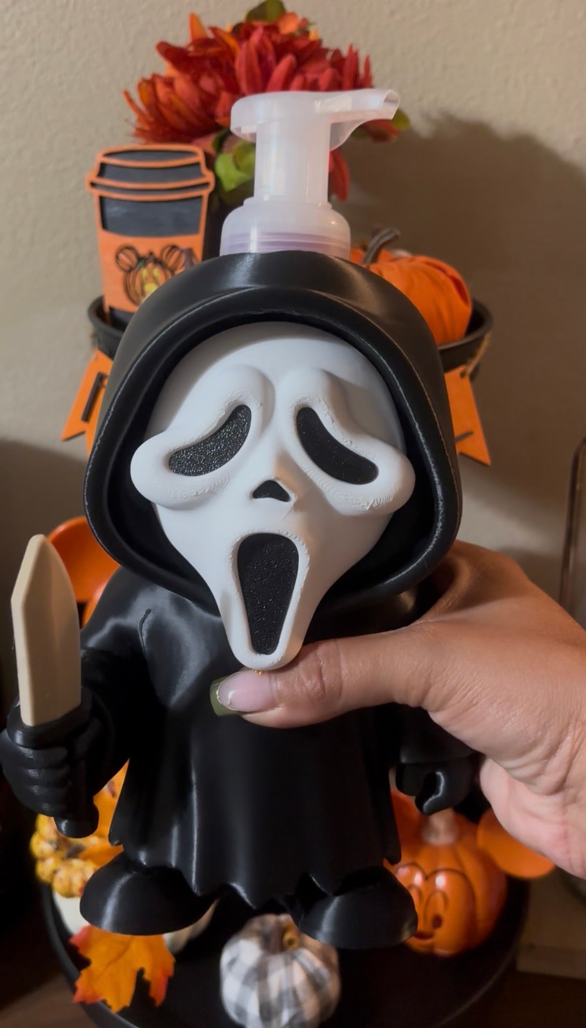 Ghost face soap holder