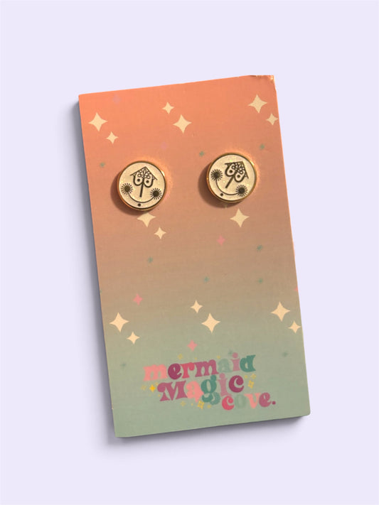 Small world clock stud earrings